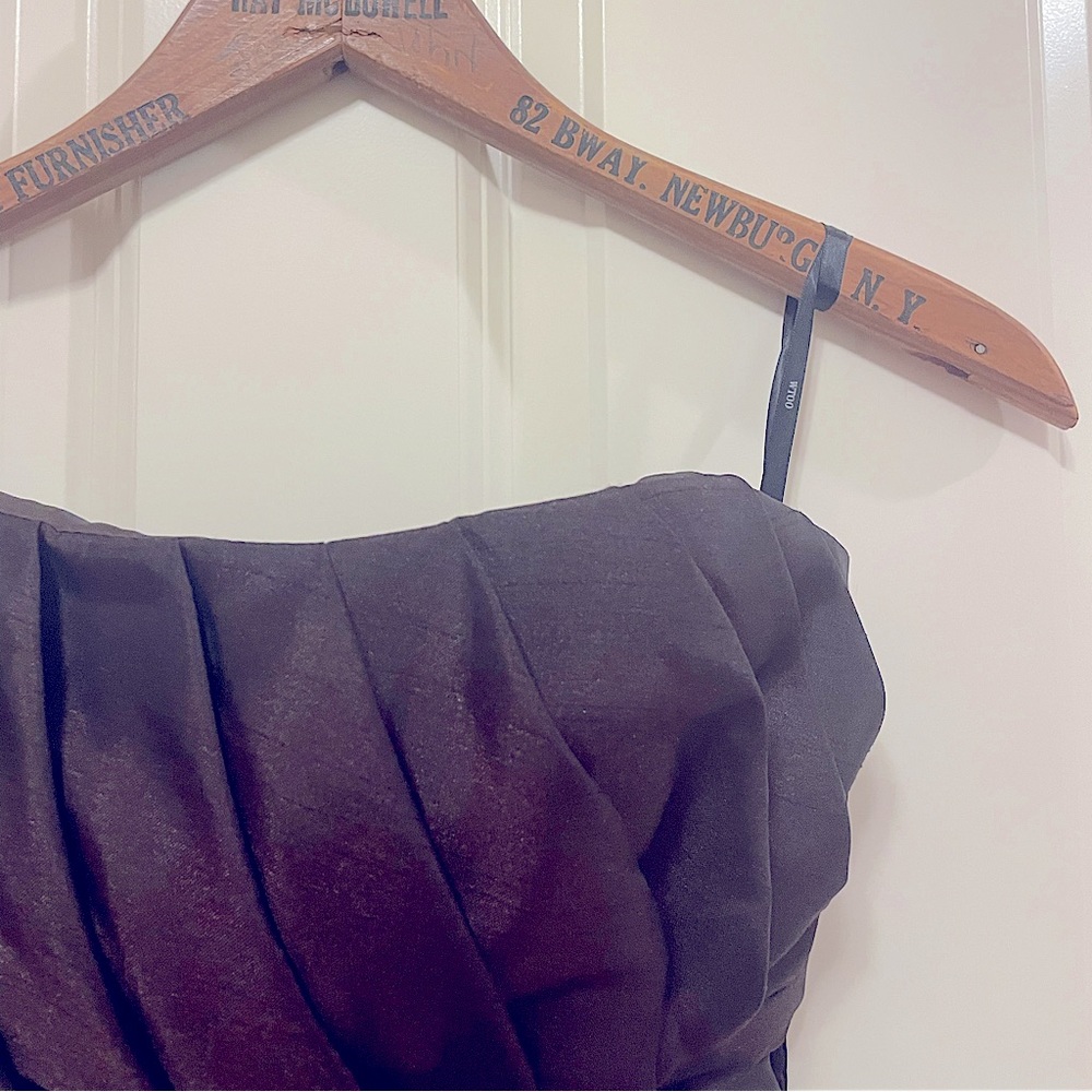 WTOO size 4 strapless dress